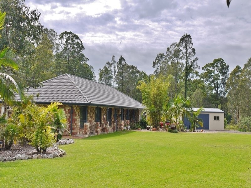 54 Whites Road, Landsborough QLD 4550