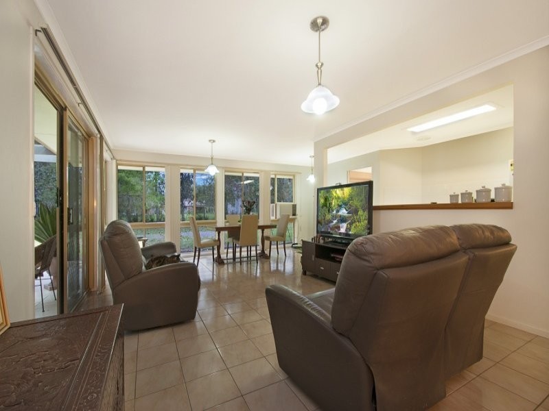 255 Hardwood Road, Landsborough QLD 4550