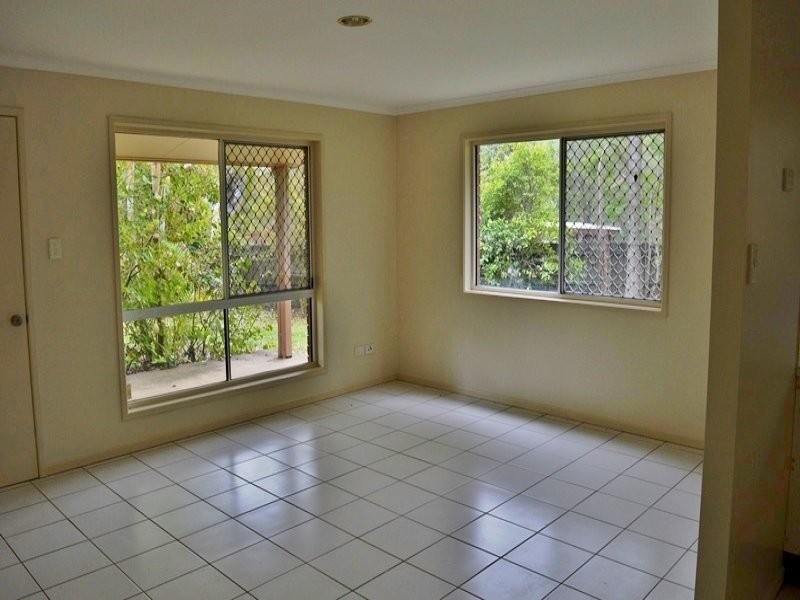 12 Jolly Crescent, Beerwah QLD 4519