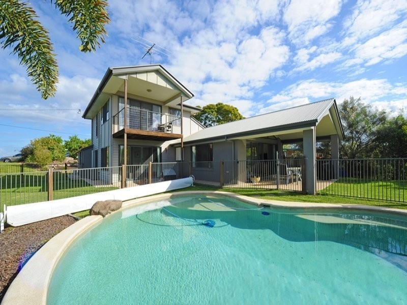 114 Pikes Road, Glass House Mountains QLD 4518