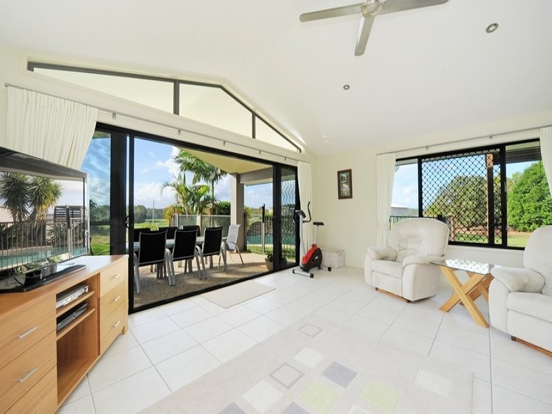 114 Pikes Road, Glass House Mountains QLD 4518