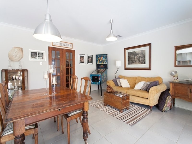 1 Cayenne Court, Glass House Mountains QLD 4518