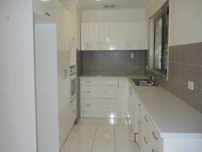 18 b Greber rd, Beerwah QLD 4519