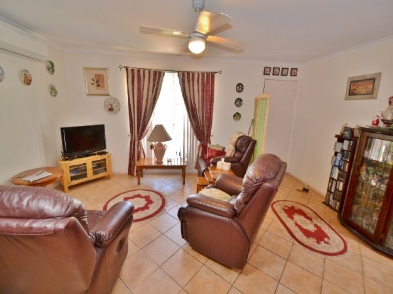 2 Cottonwood Crt, Landsborough QLD 4550