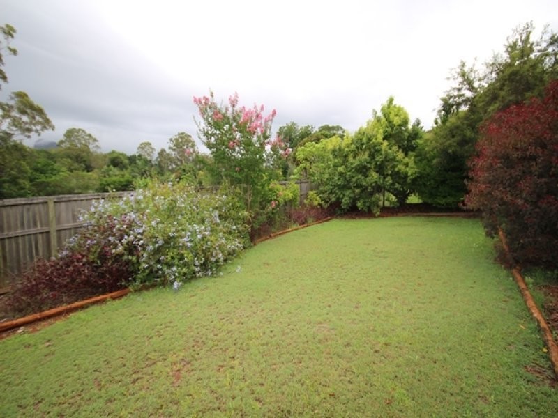9 Sahara Road, Glass House Mountains QLD 4518