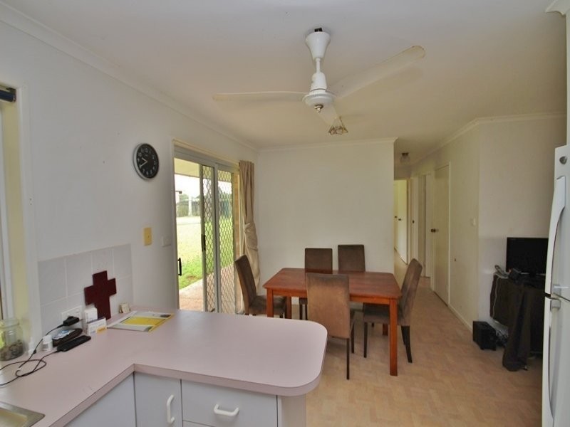8 Tudor Court, Beerwah QLD 4519