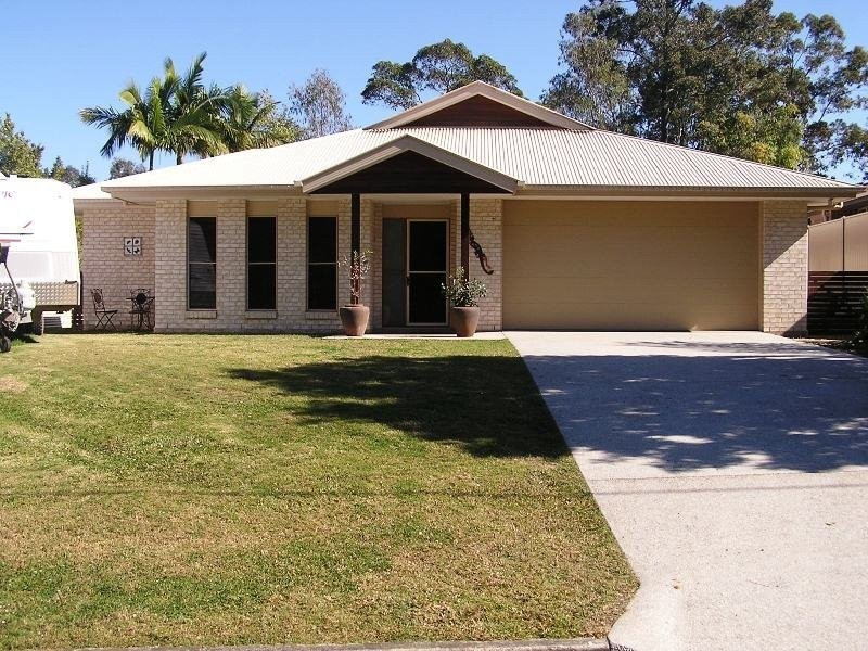 32 Beerburrum Street, Landsborough QLD 4550