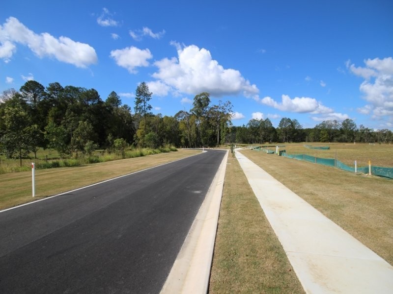 4 Acacia Avenue, Beerburrum QLD 4517