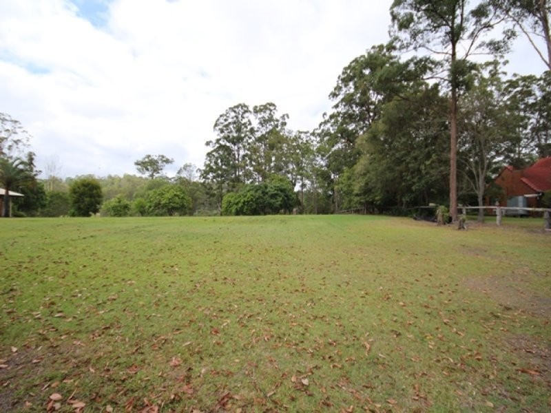 15 Hamilton Close, Mooloolah Valley QLD 4553