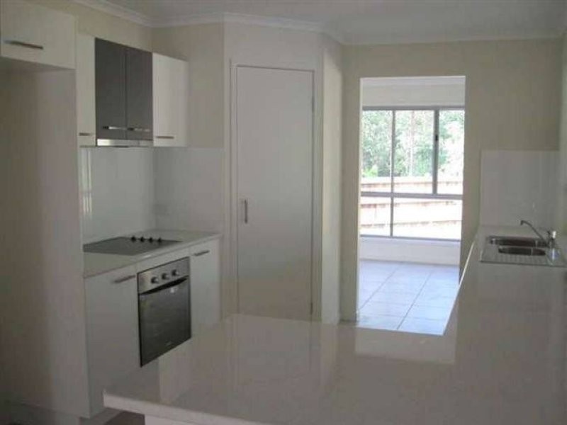 18 Cockatoo Court, Beerwah QLD 4519