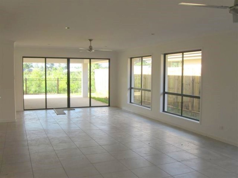 5 Cockatoo Court, Beerwah QLD 4519