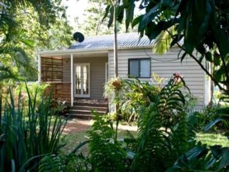 15 Montrose Street, Beerwah QLD 4519