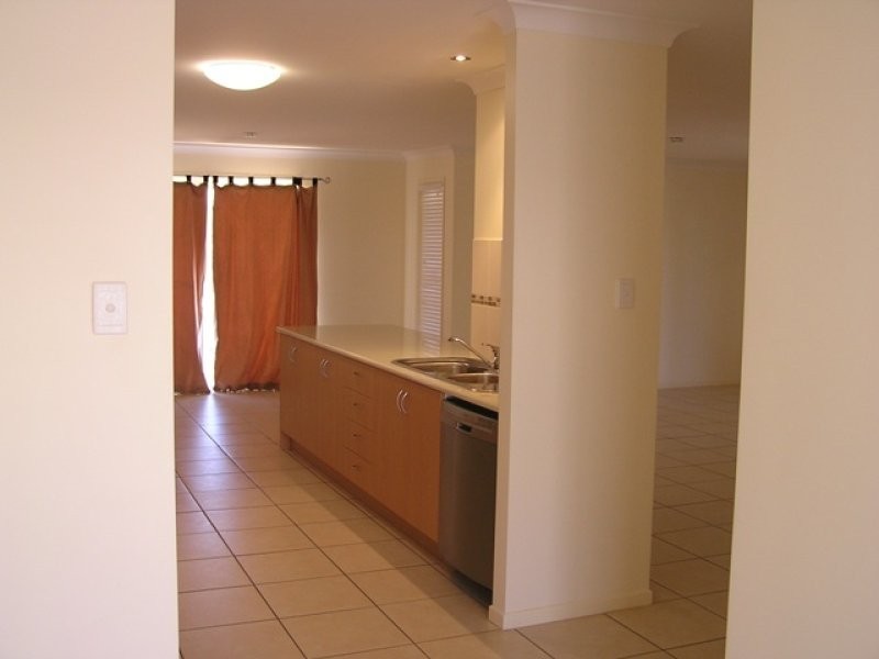 50 Coochin Hills Drive, Beerwah QLD 4519