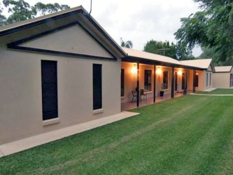 17 Rivers Road, Glass House Mountains QLD 4518