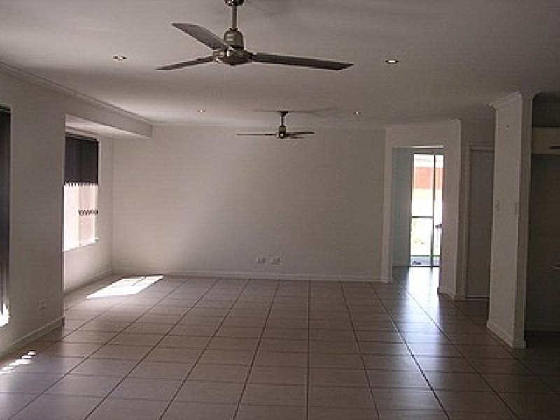 5 Cockatoo Court, Beerwah QLD 4519