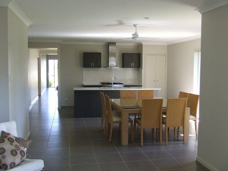 9 Woodgrove Boulevard, Beerwah QLD 4519