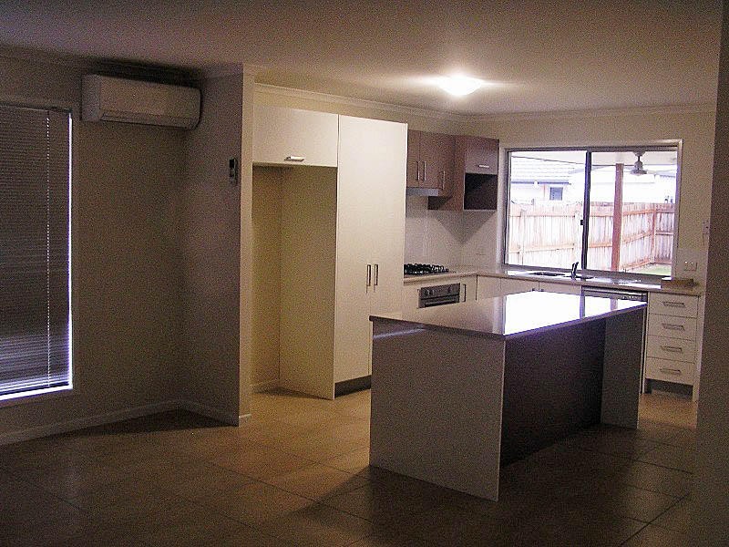 32 Pepper Tree Way, Beerwah QLD 4519