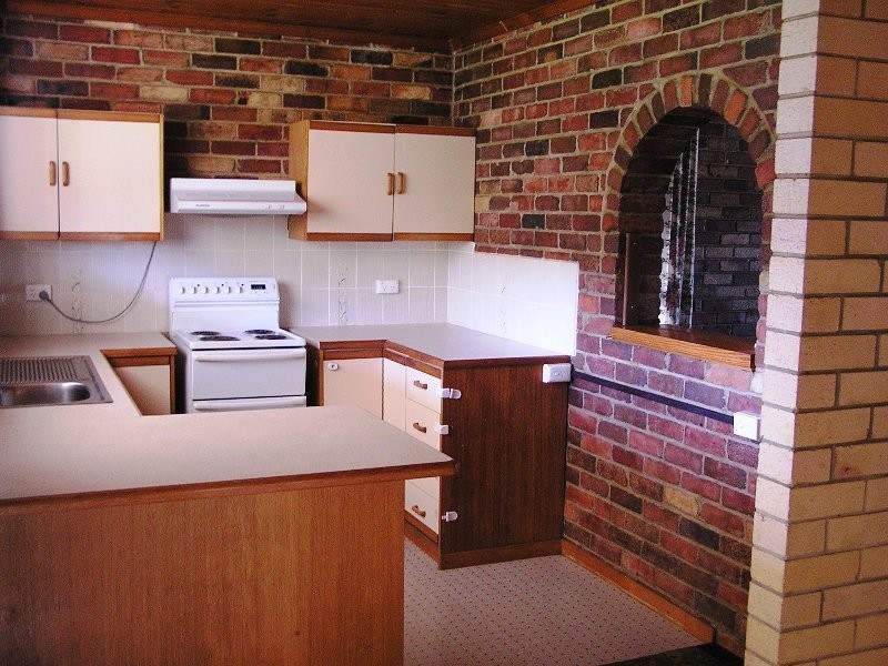 84 Kings Road, Glass House Mountains QLD 4518