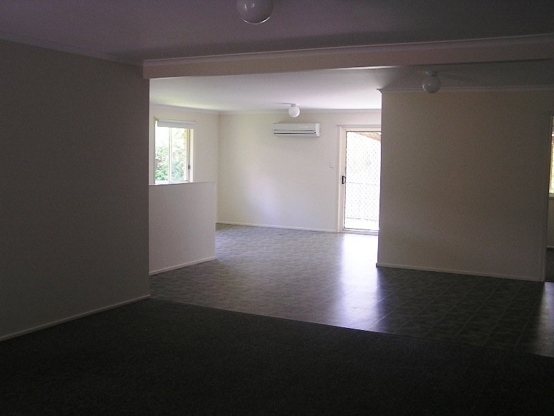 15 Cunningham Ave, Landsborough QLD 4550