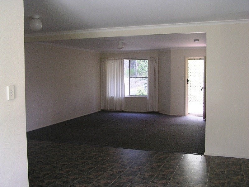 15 Cunningham Ave, Landsborough QLD 4550