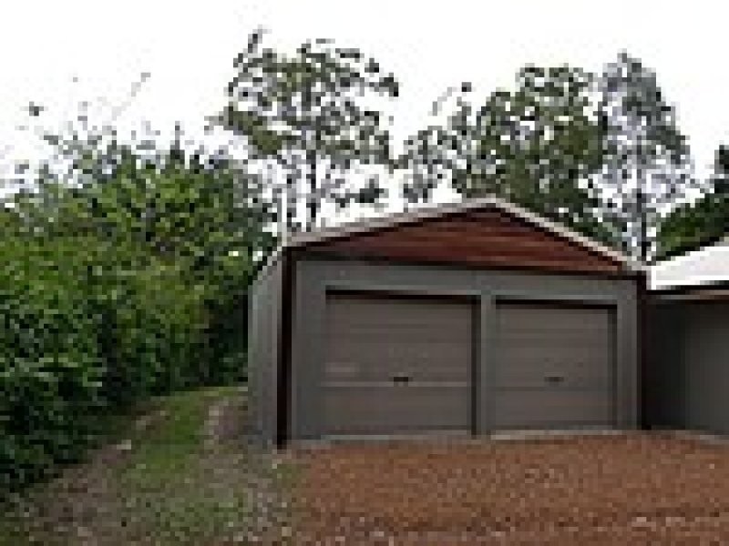 10 Allan Avenue, Glass House Mountains QLD 4518