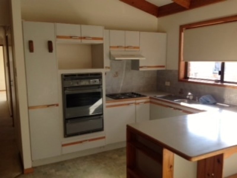 54 Sahara Road, Glass House Mountains QLD 4518