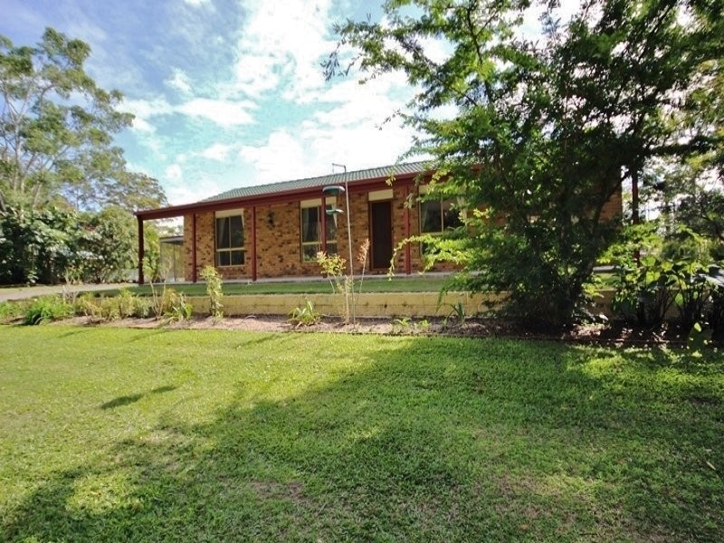 5 Addlington Street, Landsborough QLD 4550