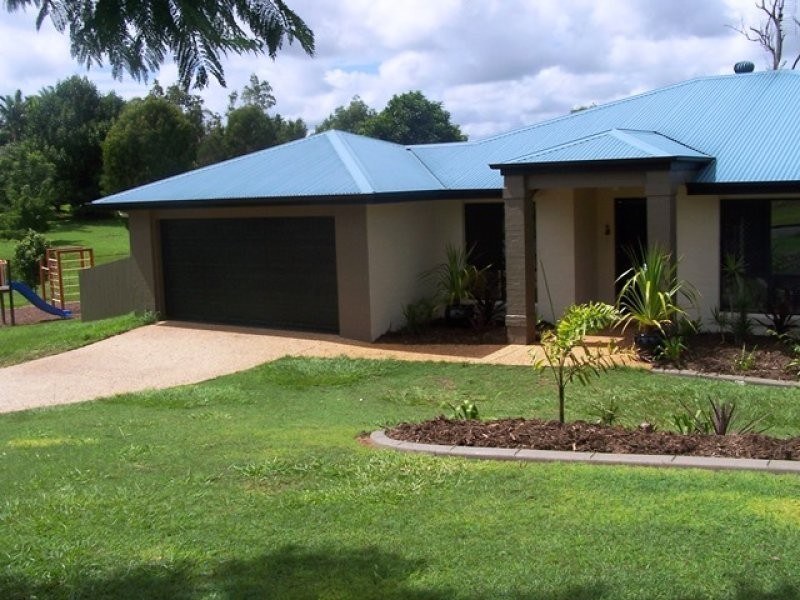 39 Clearview Drive, Glass House Mountains QLD 4518