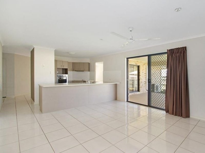 7 Mangrove Street, Beerwah QLD 4519