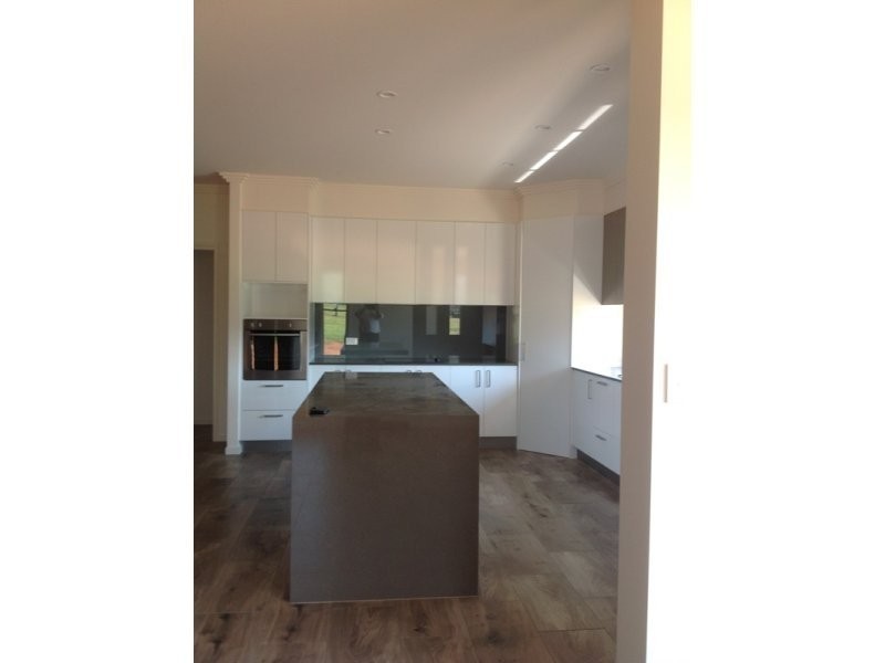 102 Bald Knob Rd, Peachester QLD 4519