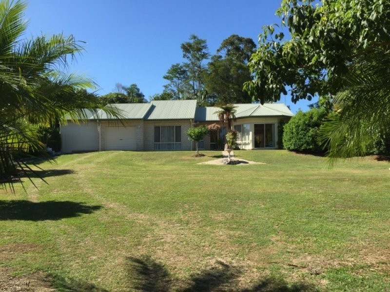 23 Parkview Rd, Glass House Mountains QLD 4518