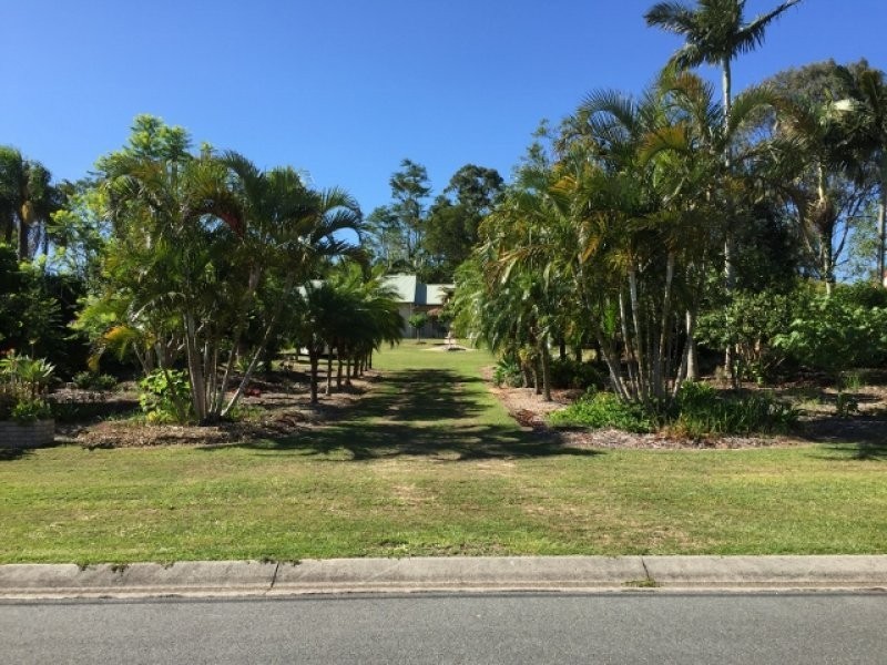 23 Parkview Rd, Glass House Mountains QLD 4518
