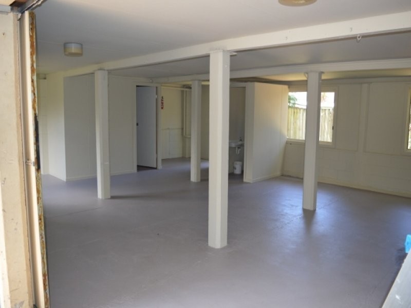 5 Coonowrin Rd, Glass House Mountains QLD 4518