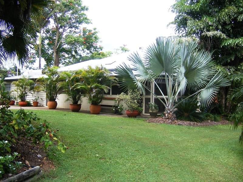 123 Old Peachester Road, Beerwah QLD 4519