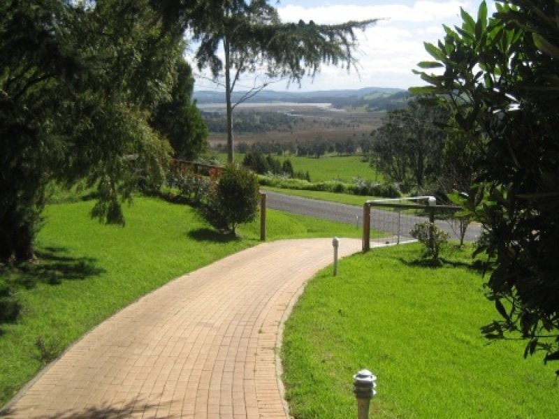 4 McGraths Road, Burrawang NSW 2577
