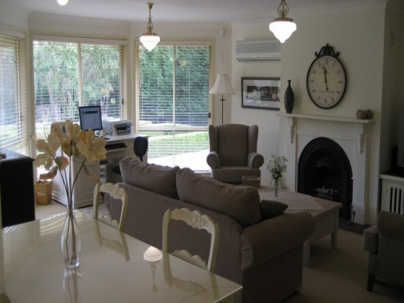 9 Highland Drive, Bowral NSW 2576