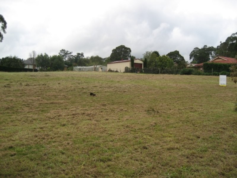 32 Highland Drive, East Bowral NSW 2576