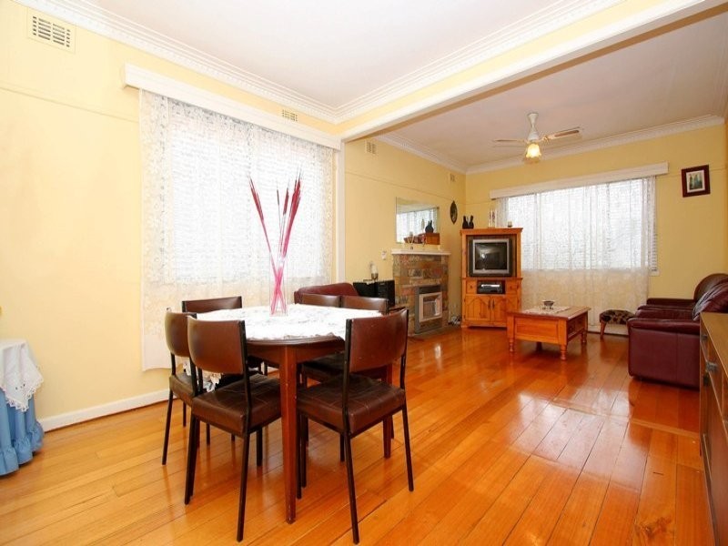 31 Kinsale Street, Reservoir VIC 3073