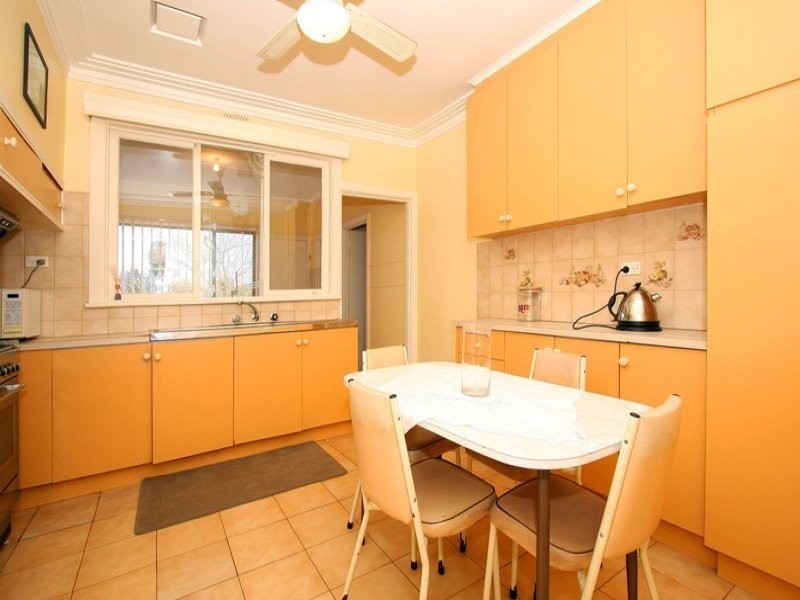 31 Kinsale Street, Reservoir VIC 3073