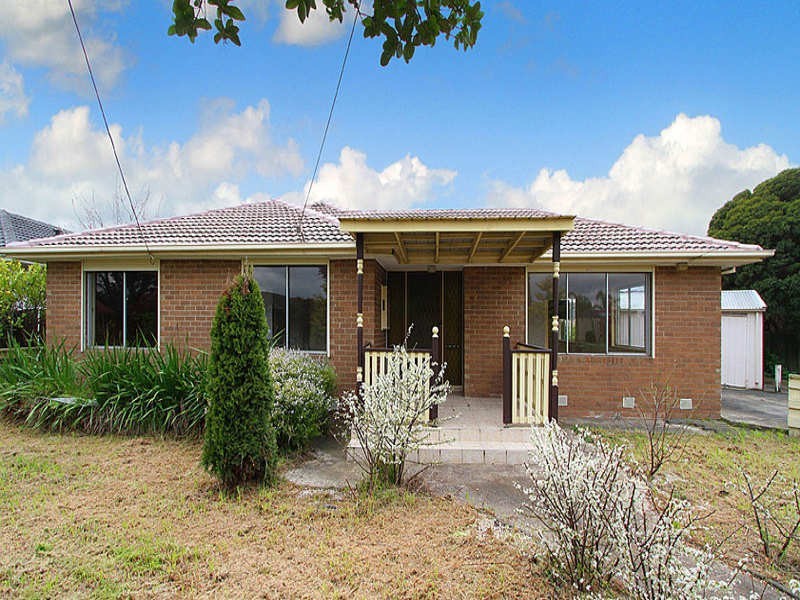 8 Buller Parade, Lalor VIC 3075