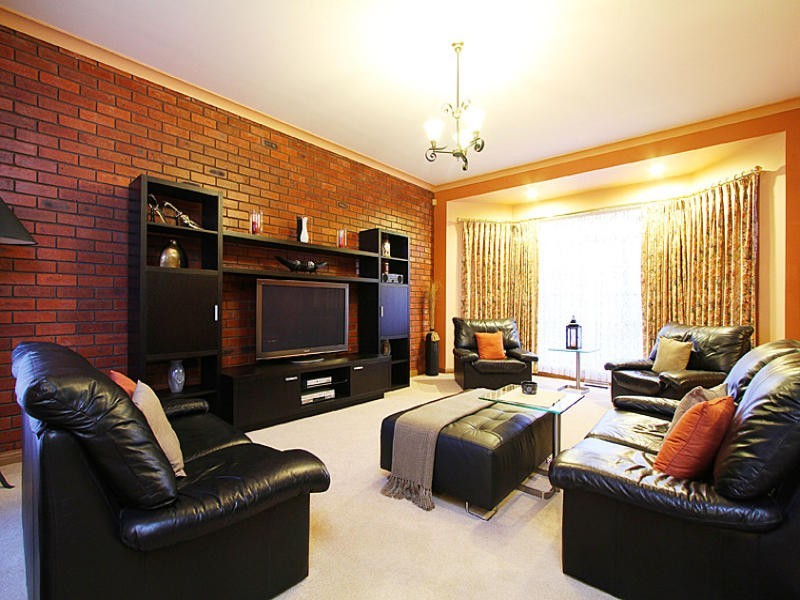 25 Sunrise Drive, Greensborough VIC 3088