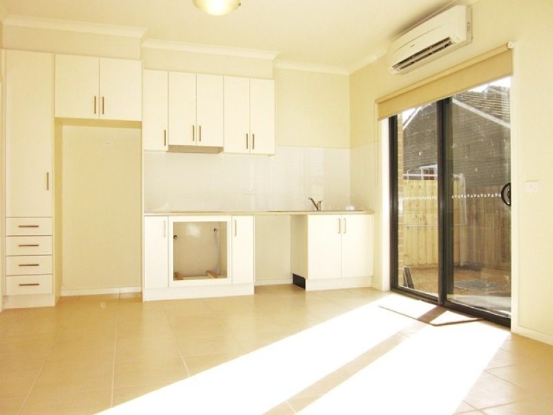 4/6-8 Marcia Street, Thomastown VIC 3074