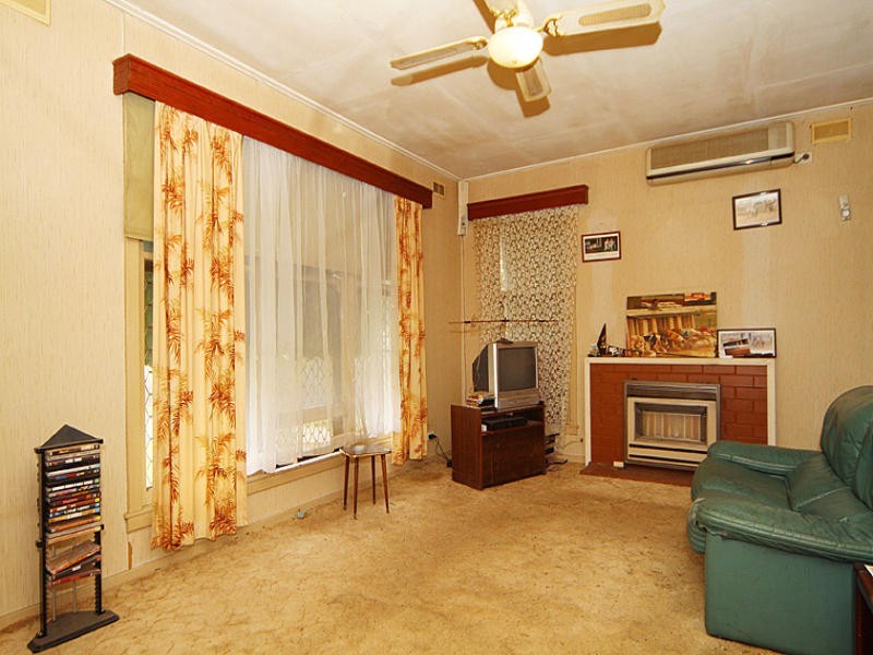 59 Whitelaw Street, Reservoir VIC 3073