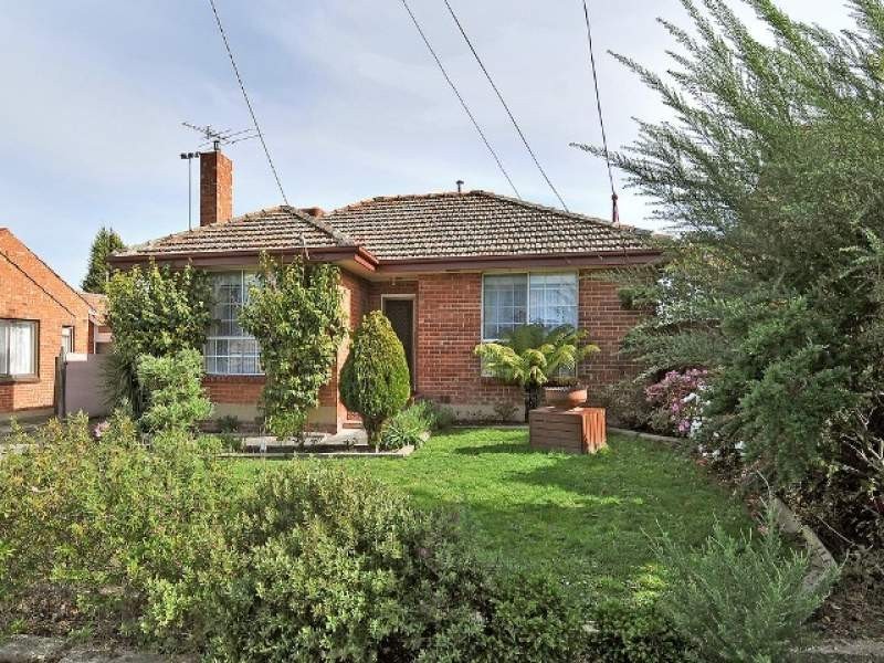 39 Taylor Avenue, Reservoir VIC 3073