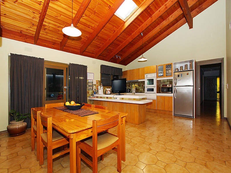 46 Moira Avenue, Reservoir VIC 3073