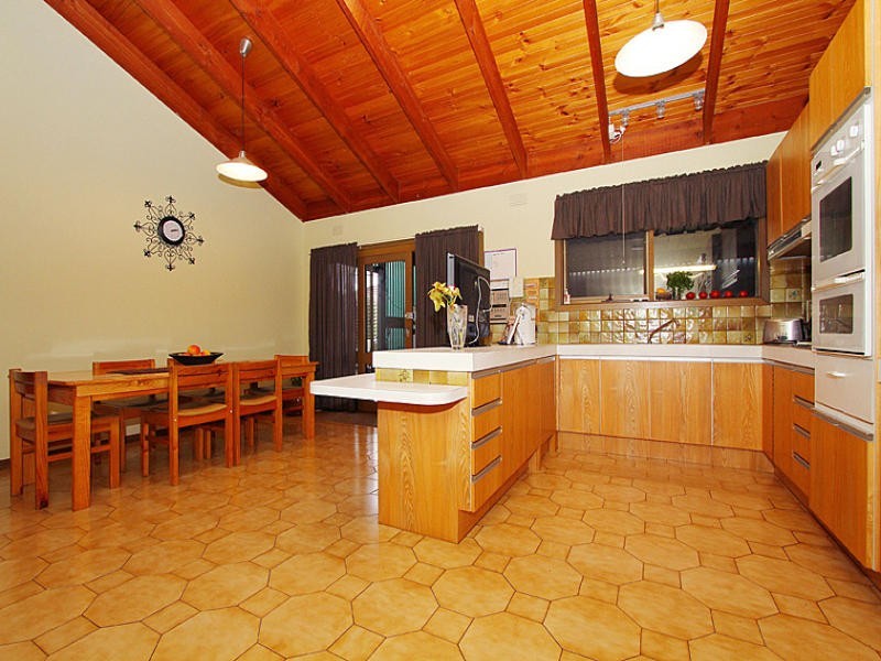 46 Moira Avenue, Reservoir VIC 3073