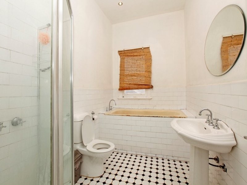 39 Leamington Street, Reservoir VIC 3073