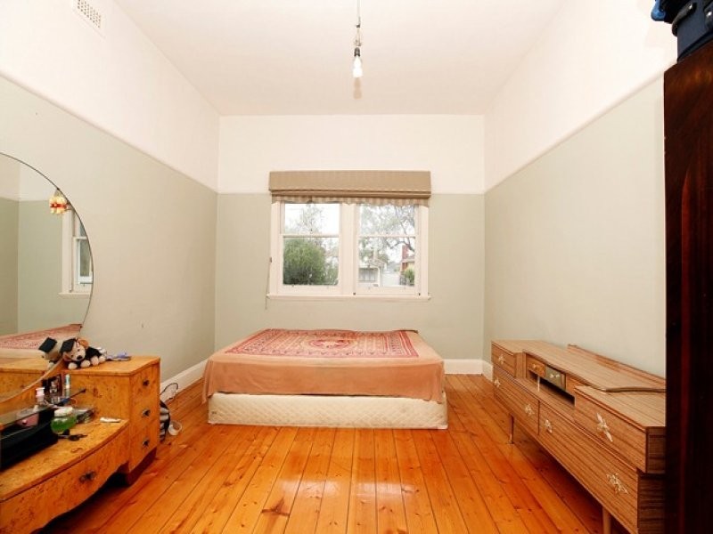 39 Leamington Street, Reservoir VIC 3073