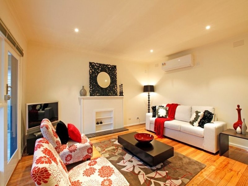 8 Lucille Avenue, Reservoir VIC 3073