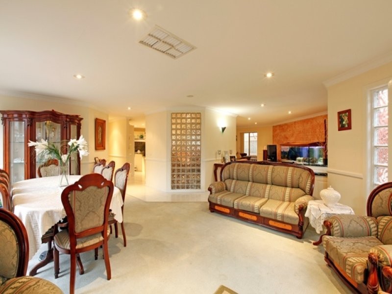 213 Broadhurst Avenue, Reservoir VIC 3073